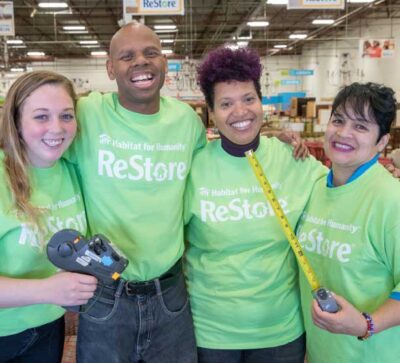 volunteers-restore